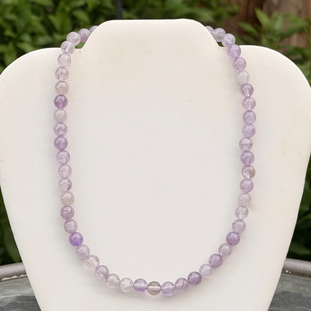 🦋 Purple and Clear Beaded Necklace